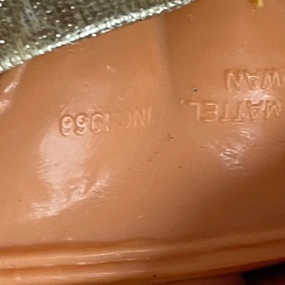 Looks like new 1968 Ken Doll excellent shape Twist & Turns with vintage outfit - Picture 4 of 5